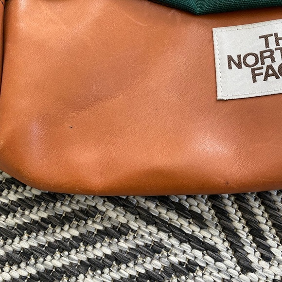 The North Face Fanny Pack hip pack crossbody bag brown label leather cordura - Picture 10 of 11